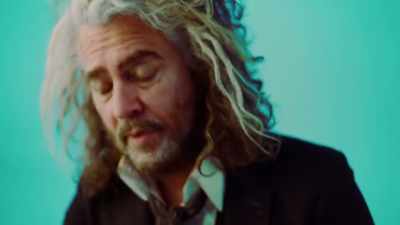 Because we don't really want
them to just unzip the bubble, - The Flaming Lips Space Bubble Film