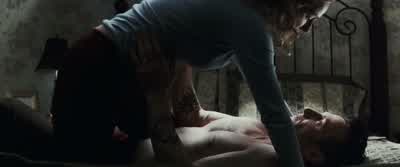 Because everyone is weak, Jimmy. - Mystic River