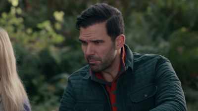 Because if he was standing
and got pushed, - Chronicle Mysteries: Helped to Death