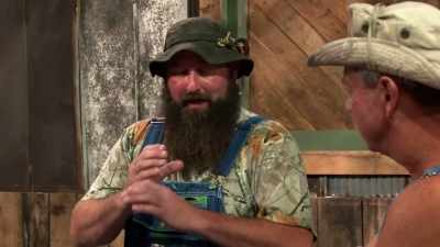 Because I found,
if you pour hot water in it, - Moonshiners: Master Distiller