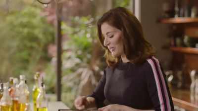Because I want the oomph
from some minced garlic. - Nigella: At My Table