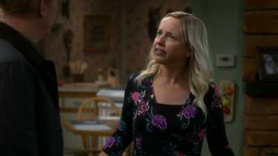 Because I'm not gonna come down
on you for going on a date - The Conners