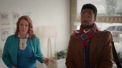 Because this is Julian Thompson
from Optima Getaways. - Christmas Time Is Here