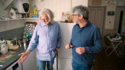 Because it's 90 degrees.
Yeah, I see where you're going. - James May and the Dull Men