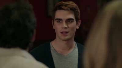 -Because it's what's best.
-(SCOFFS) - Riverdale