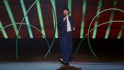 Because, you know, what are men
if not children that got big? - Hannah Gadsby's Gender Agenda