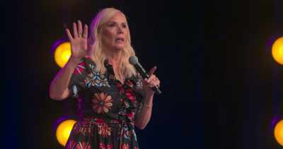 Because most of the time
it's somewhere tropical, - Leanne Morgan: I'm Every Woman
