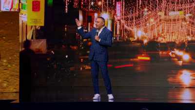 Because our parents
lived for their parents, - Russell Peters: Deported