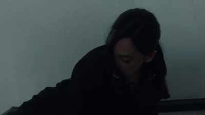 - She's dead. - Departure