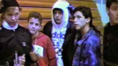 Because the crowd
really responds to that - Larger than Life: Reign of the Boybands