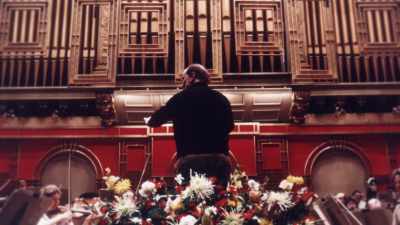 Because then I have
to keep up that lie, - Music by John Williams