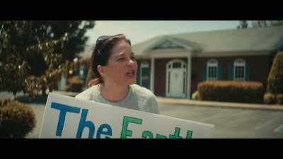 - Because they wanna control
how people perceive the world. - The Bigfoot Trap