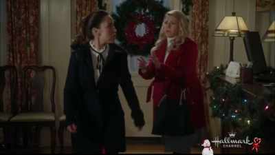 Because you wanna
lose yourself in his eyes - Entertaining Christmas