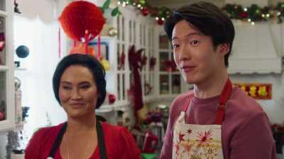 - Because you're a good boy, - A Big Fat Family Christmas