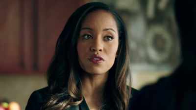 Because once you're out there
as Davis's accuser, - Queen Sugar