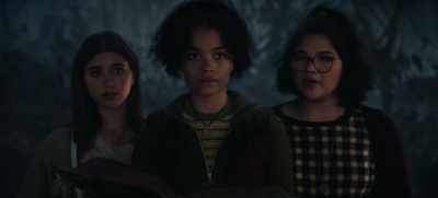 Becca. Book chose you. - Hocus Pocus 2