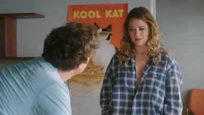 Becca and Vernon had their baby. - You're the Worst