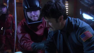 Beckett: Get him out of there! - Stargate Atlantis
