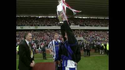 [Beckham] I look back
at my time in the Premiership, - Fever Pitch: The Rise of the Premier League