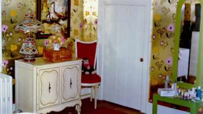 - BECKIE-ANNE: I know personally, - Famously Haunted: Amityville
