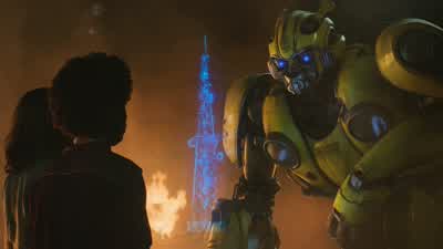 Bee, stop. - Bumblebee