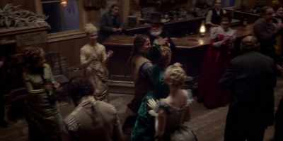 Been thinking, Jane.
Maybe I'd like to see the world. - Deadwood: The Movie