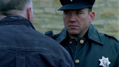 - [Beeps]
- Alarm's disabled, sir. - Prison Break
