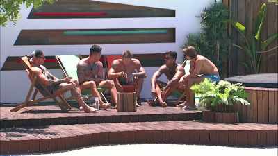 Beer, how much beer costs, - Love Island