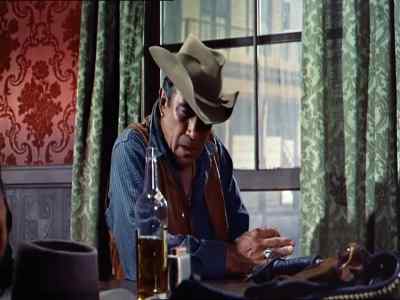 Beero, why don't he
have sense and quit? - Last Train from Gun Hill