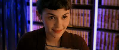 Before, he collected footprints.He worked nights. - Amélie