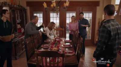 Before everyone sits down, - Valentine in the Vineyard