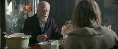 Before we finish eating,
you know what we're gonna do? - Strangers