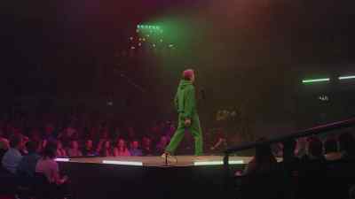 Before I even got to the mic
stand, a drunk lady heckled me. - James Acaster: Hecklers Welcome
