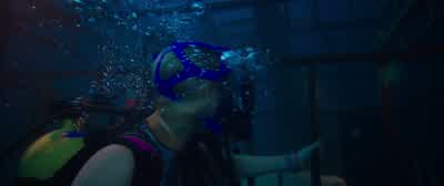Before I make contact, I'm gonna move the crane. - 47 Meters Down