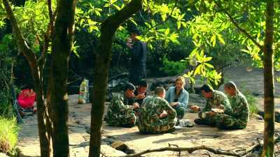 Before leaving Southeast Asia,
I spend two days with an elite - Trafficked with Mariana van Zeller