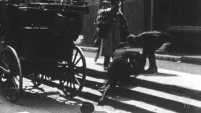 Before penicillin, simple bacterial
infection was a huge health problem. - Aussie Inventions That Changed The World