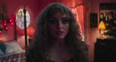 - Before you say
anything, it was my idea. - Lisa Frankenstein
