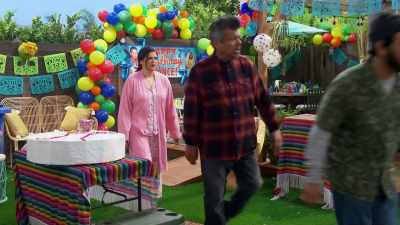 - Before you start
blowing anything up, - Lopez vs Lopez