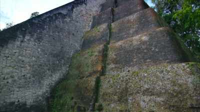 Before the LiDAR survey,
archaeologists only ever knew - Lost Treasures of the Maya