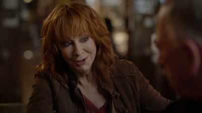 Begged you to go lock him up.
Know what you said to me? - Reba McEntire's The Hammer
