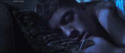 - Beh, ascolta, forse dovresti riposarti. - A Nice Quiet Life