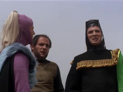 Behind the rocks up there. - Star Trek