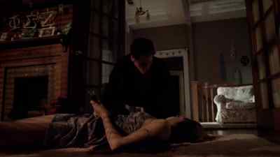 Behind you. - The Following