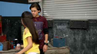 Being a Diaz is too much pressure. - Stuck in the Middle