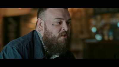 Being a local lad, you know,
he knows what we're all about. - Take Us Home: Leeds United