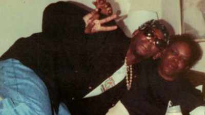 Being able to share
the loss of his mom... - Surviving R. Kelly