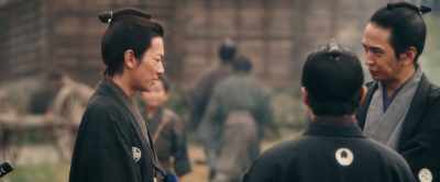 Being finance officers doesn't
mean we can be late. - Samurai Marathon