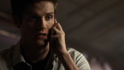 Beks? Beks, it's your brother. - The Originals