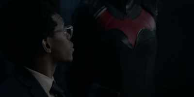 [BELL CHIMING] - Batwoman