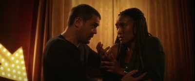 [bell dinging]
[door clanking] - Soul Mates